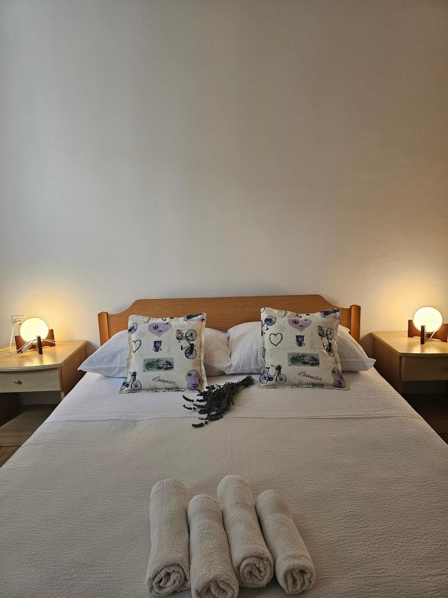 Apartments By The Sea Cove Pjestata, Peljesac - 10210 Janjina Номер фото